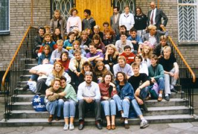Die LKs Mathe (Hüther) und Französisch (Ahrens) beim Besuch in Warschau, September 1989.