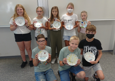 Schülerinnen (6c) berichten über spannenden Ausflug zur Porzellanmanufaktur Fürstenberg