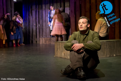Theaterbesuch in Göttingen – „Woyzeck“-Aufführung lässt Schullektüre lebendig werden