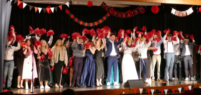 „Prom Night“ am KWG – Musikabend des Abiturjahrgangs 2024 begeistert zahlreiche Gäste